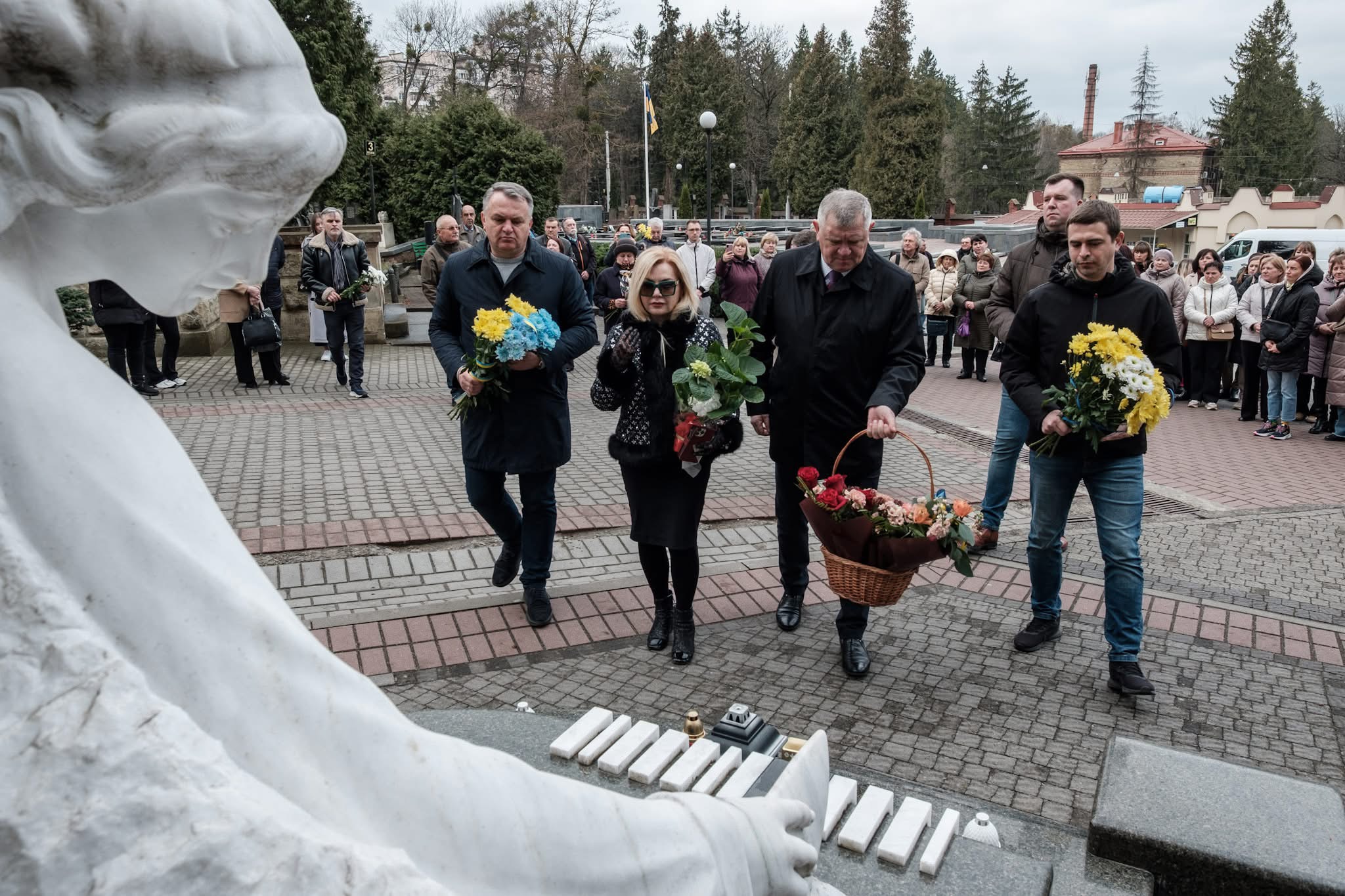 У Львові на Личаківському цвинтарі вшанували пам’ять композитора Ігоря Білозіра