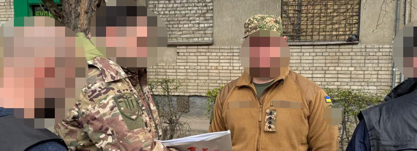 Керівництво військової частини у Львові заробляло на контрактниках