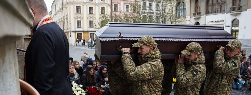 Сьогодні у Львові прощатимуться з двома Героями-прикордонниками