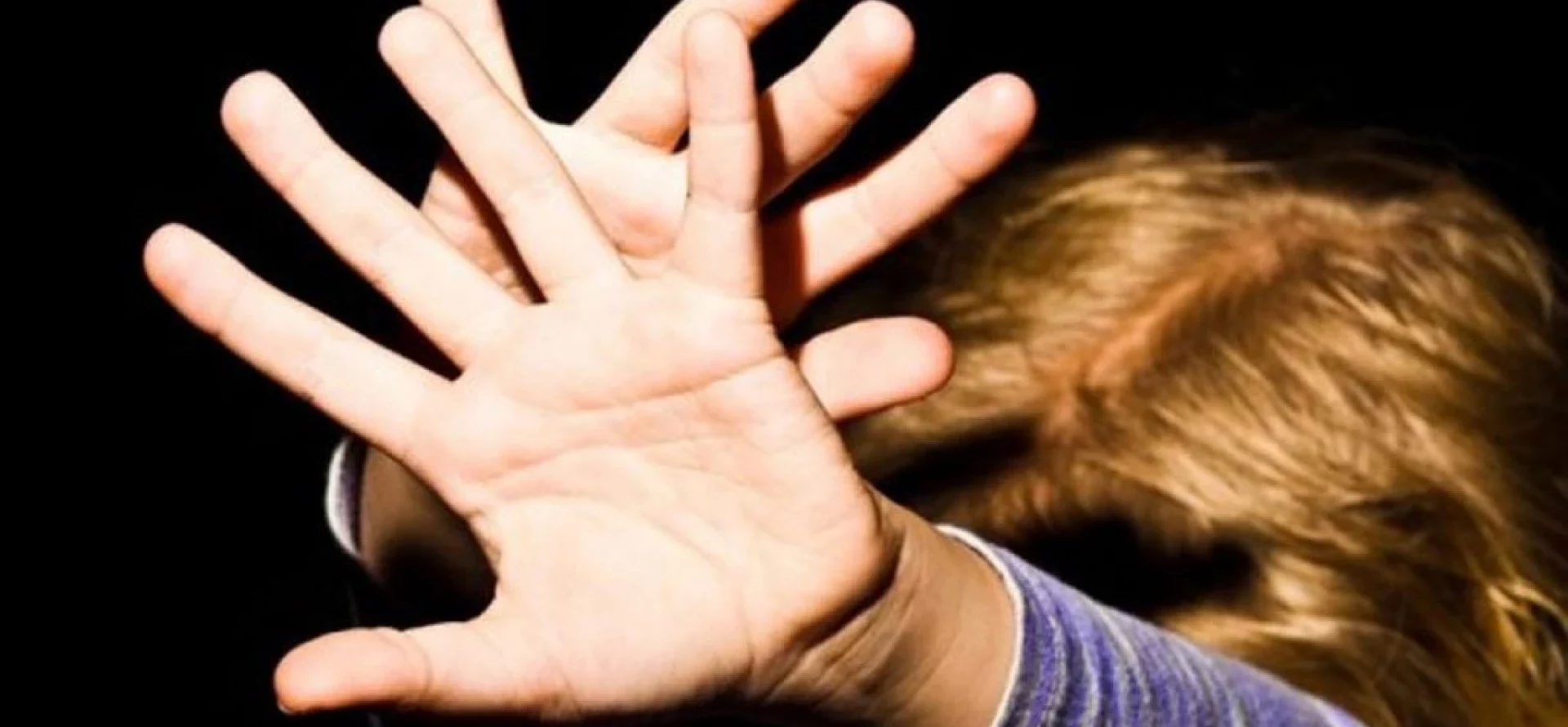 В квартирі у Львові 15-річна дівчина жорстоко побила знайому