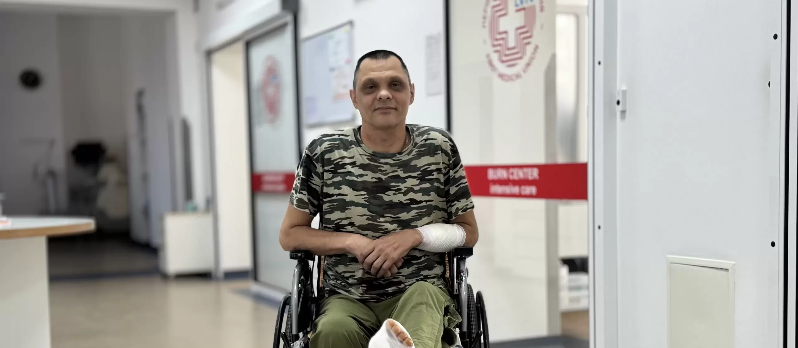 Заснув біля багаття і взуття загорілось: у Львові медики врятували від ампутації ногу 50-річному чоловікові