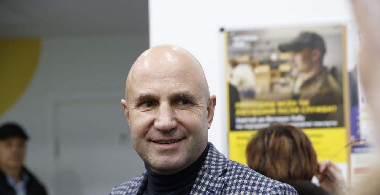 У Славському депутати висловили недовіру селищному голові: він йде до суду (ОНОВЛЕНО)