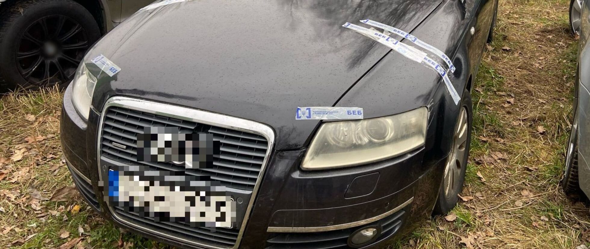 Прокурори передали до суду справу щодо контрабанди авто під виглядом гуманітарної допомоги