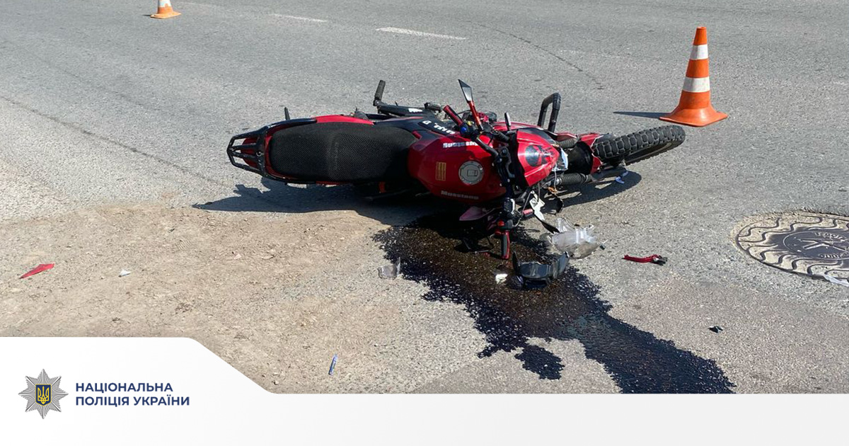 У Мостиськах внаслідок ДТП з автомобілем травмований 15-річний пасажир мотоцикла