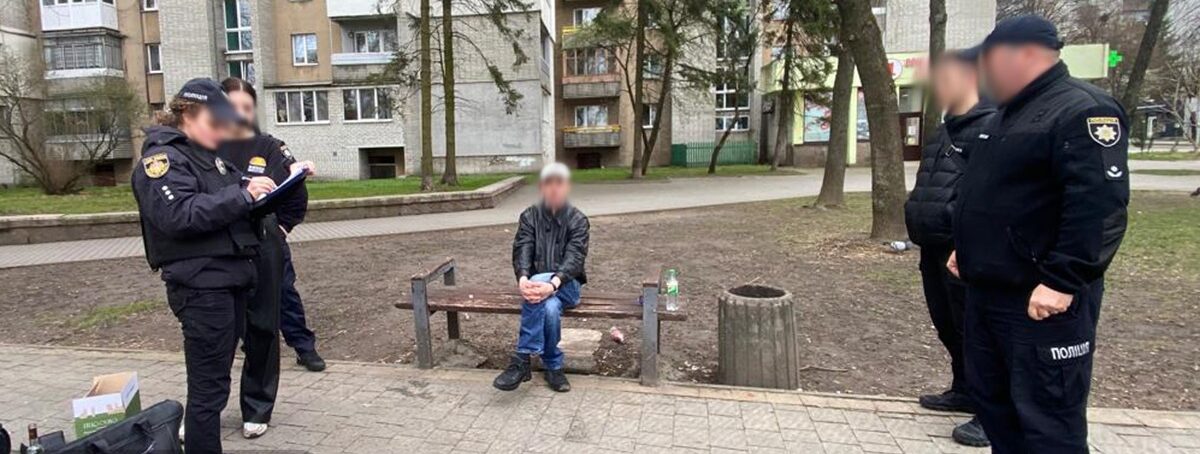 П’яний чоловік з ножем напав на перехожого в сквері у Львові