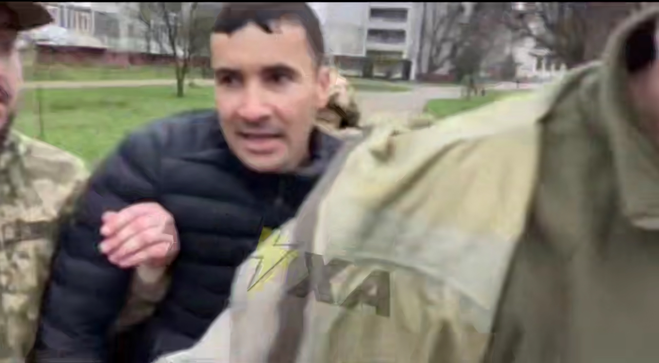 У Львові шукатимуть чоловіка, який завдяки перехожим втік від працівників ТЦК та СП