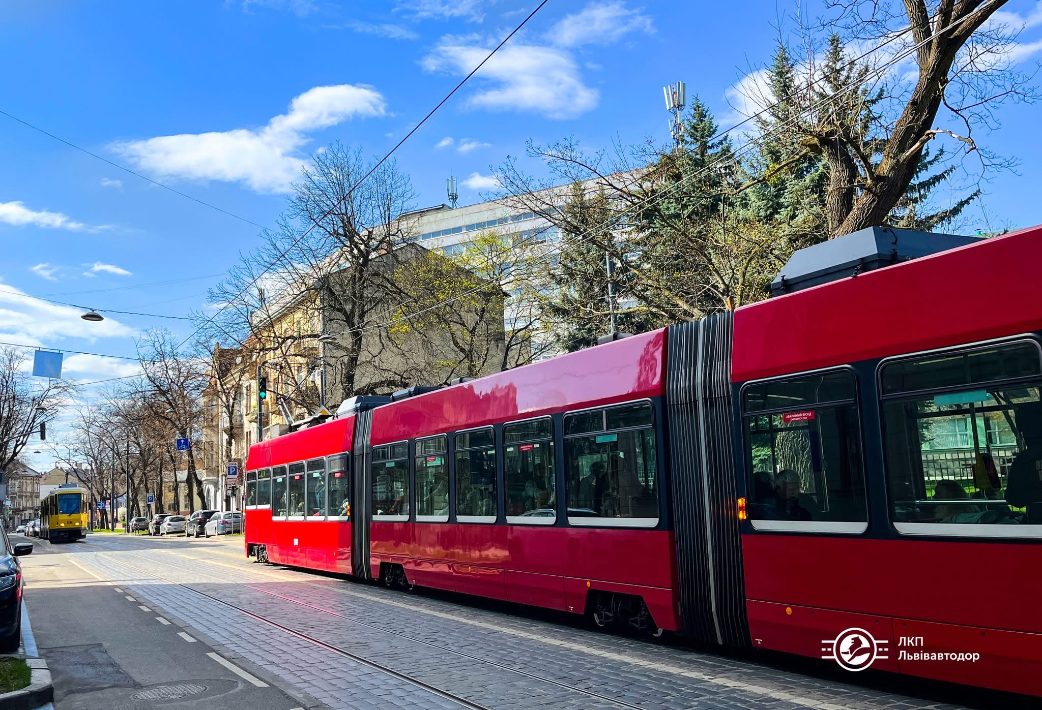 На вулиці Бандери у Львові запровадять пріоритетний рух трамваїв