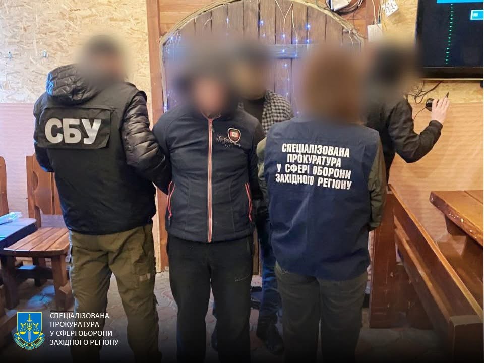 15 тисяч доларів США за незаконний трансфер за кордон: на Львівщині затримали місцевого мешканця