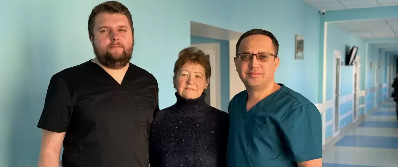 Їй тричі ставили діагноз “рак”, а вона тричі його подолала: львівські лікарі врятували 61-річну пацієнтку