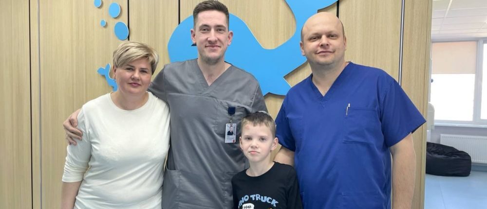 Лікарі у Львові видалили пухлину мозку 8-річному хлопчику, який роками боровся з епілепсією