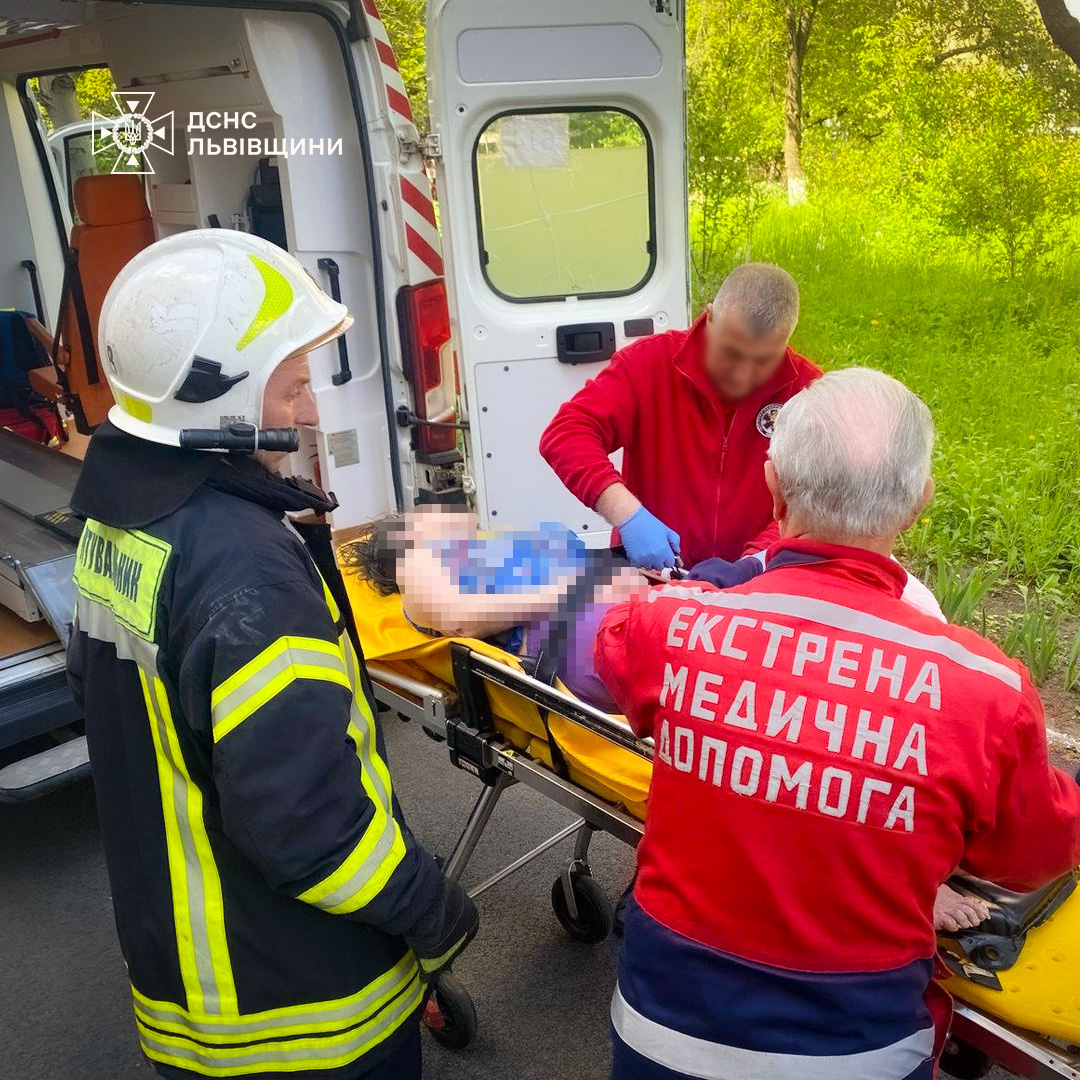 У Стрию врятували 73-річну жінку, яка потребувала допомоги у власній квартирі