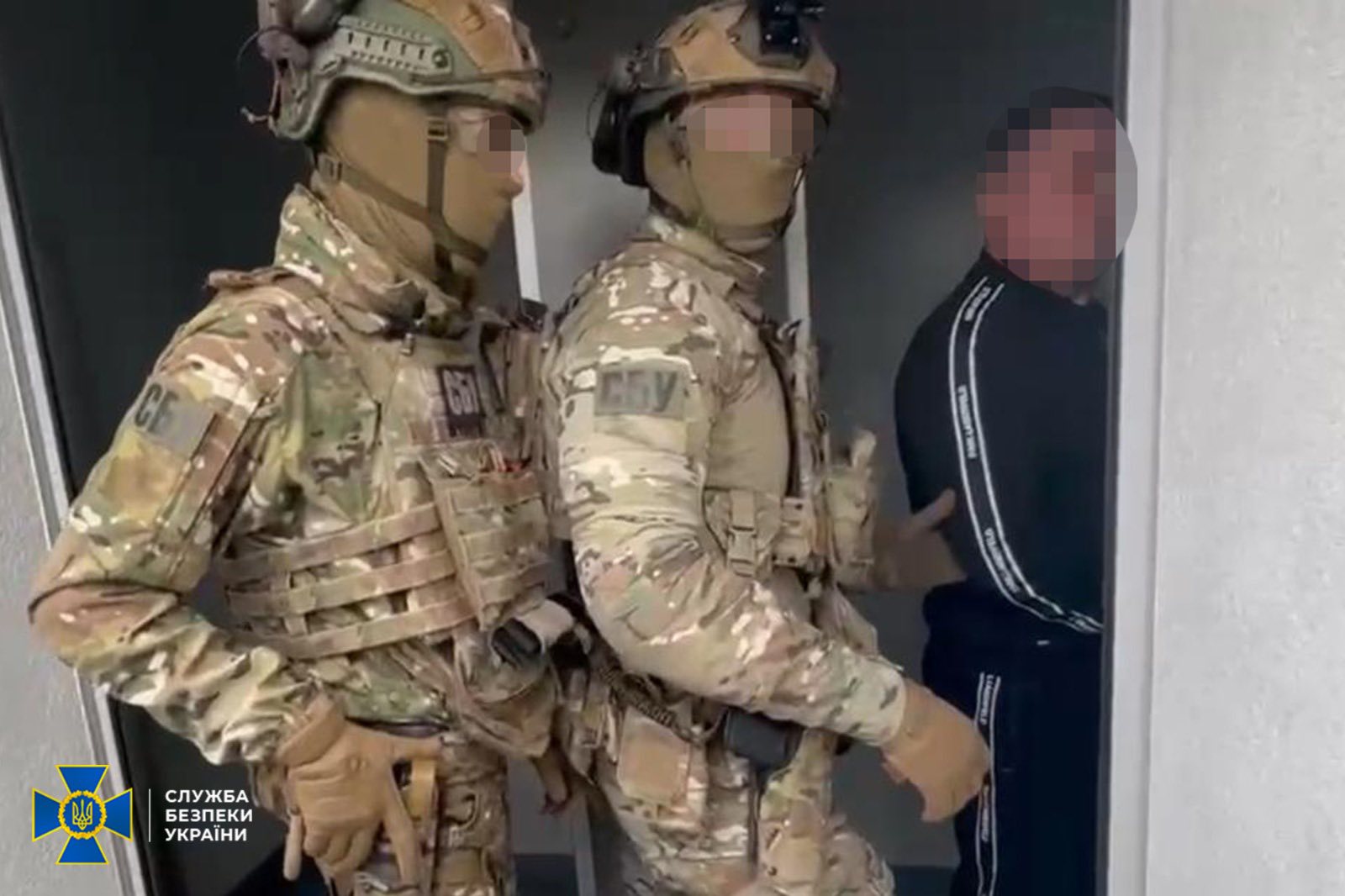 На Львівщині викрили рекетирів, які “вибивали” гроші для кримінальних авторитетів