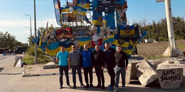 З Яворівської громади воїнам 24 ОМБр імені короля Данила завезли 100 FPV-дронів (ФОТО)