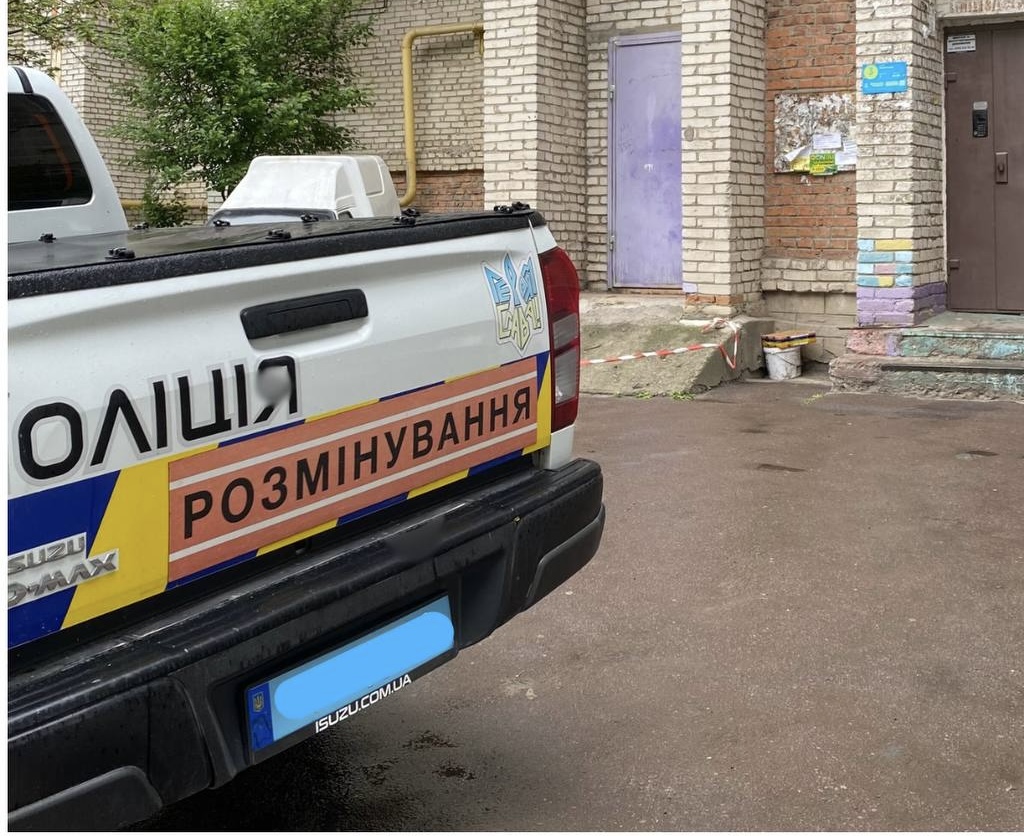 Біля житлового будинку у Шептицькому знайшли гранату: деталі