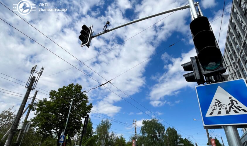 На перехресті вулиць Зелена – Зубрівська запрацює світлофорний об’єкт