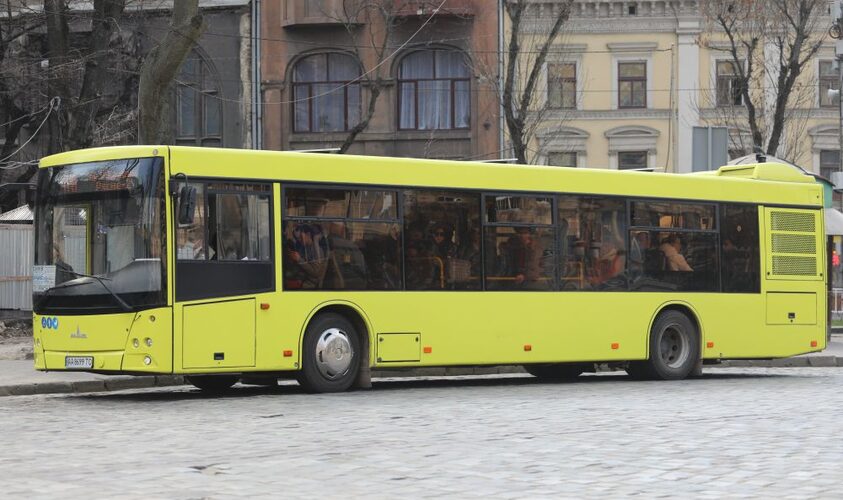 У Львові продовжать маршрути автобусів №21 та №25