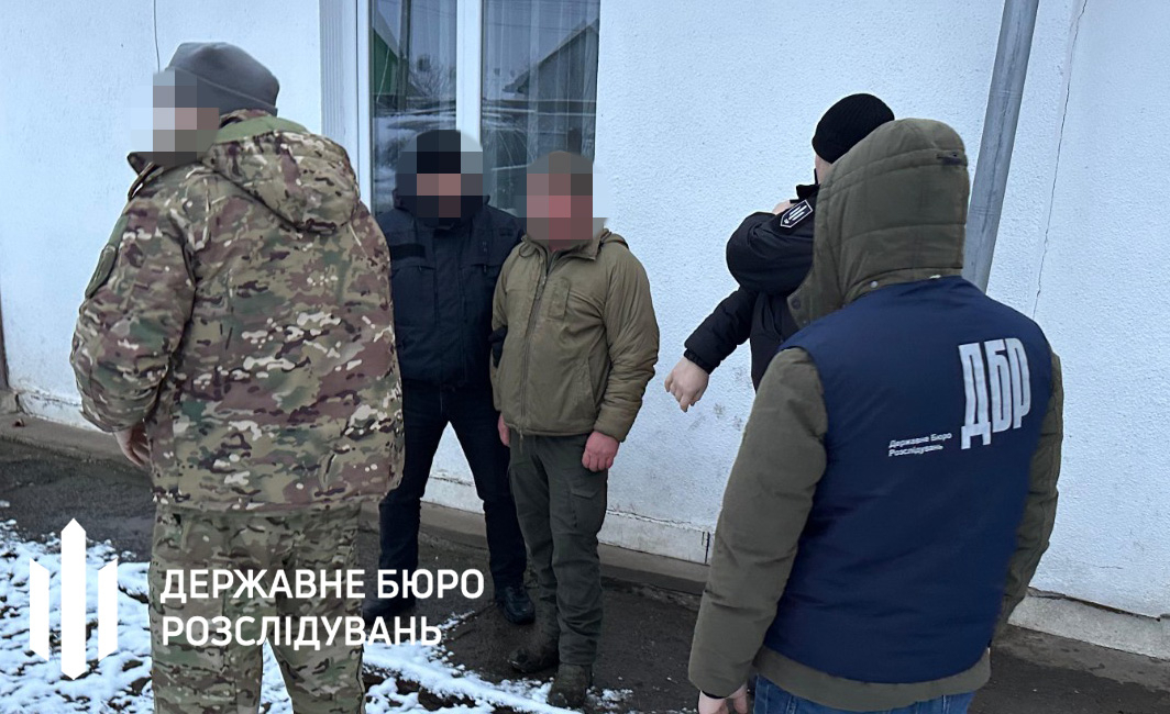 ДБР завершило розслідування щодо злочинної групи, яка викрадала пальне з військової частини на Львівщині