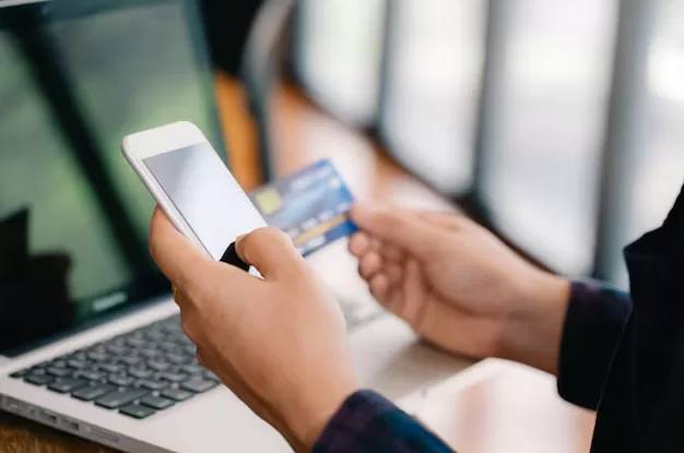 На Львівщині жінка вкрала у знайомої понад 90 тисяч через банківський додаток