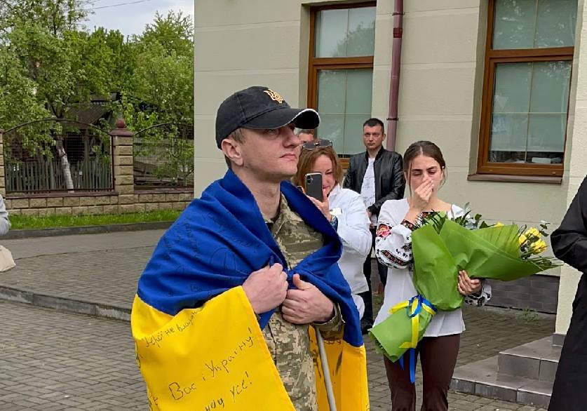 У Пустомитах зустріли Героя Ігоря Штангрета, який повернувся з полону (ФОТО)