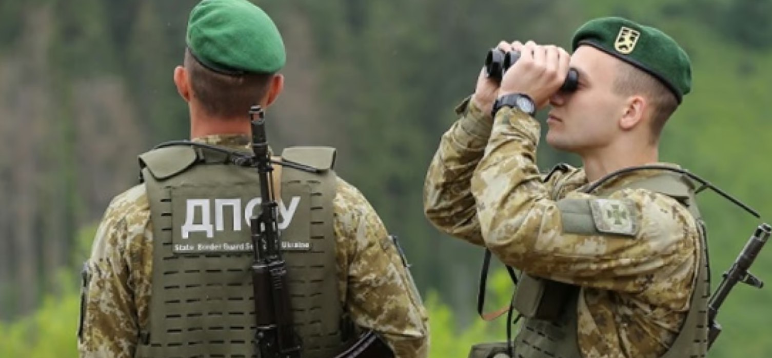 «Забули імена своїх дітей»: на Львівщині двоє чоловіків з фейковими свідоцтвами намагалися виїхати за кордон