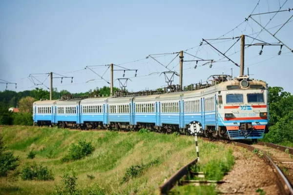 На Яворівщині тимчасово перекриють залізничний переїзд