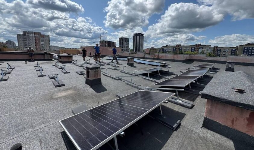 Поліклініка на Сихові стане енергонезалежною: роботи тривають