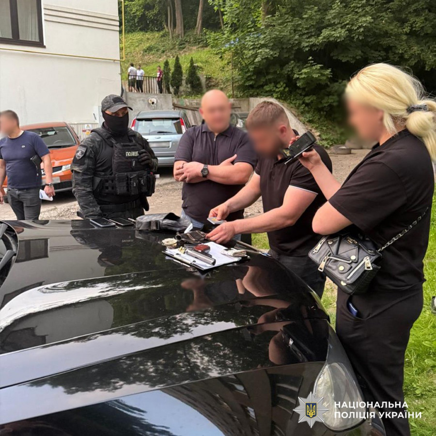 Посадовець «торгував» робочими місцями: у Львові гучне затримання