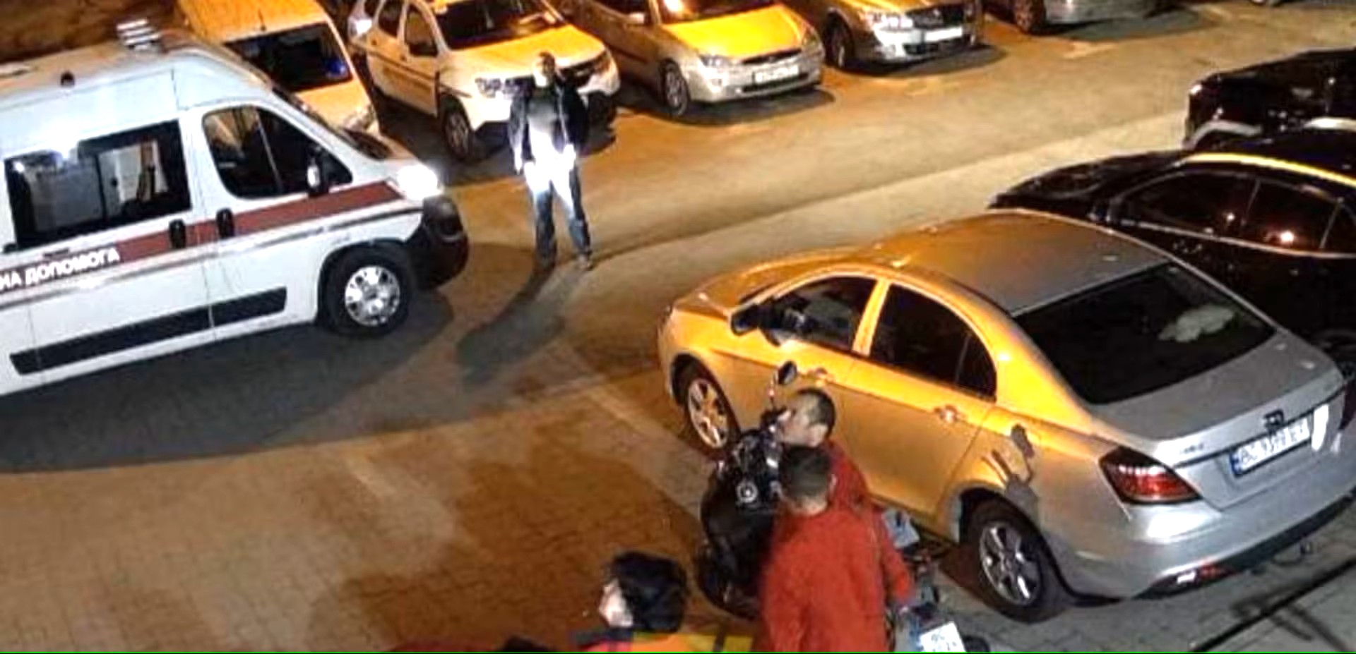 Трагедія у Львові: 19-річна дівчина загинула після падіння з 14-го поверху (ФОТО)