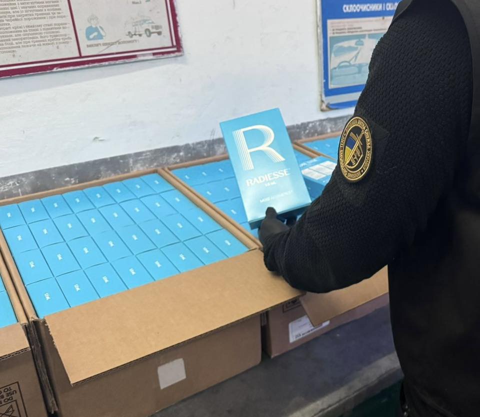 Ін’єкції краси за 800 тисяч гривень: у Шегинях митники виявили незадекларовані медичні засоби