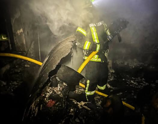 У Дрогобицькому районі цієї ночі згорів дерев’яний житловий будинок