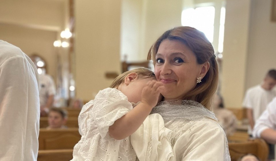 «Не діагноз, а брак любові»: історія патронатної виховательки, яка повертає дітям дитинство