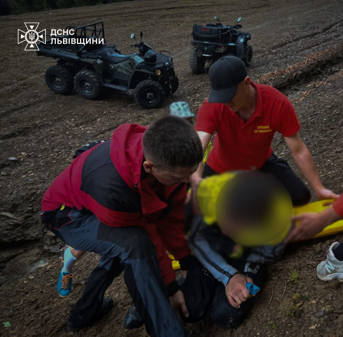 На горі Високий Верх під час спуску травмувався велосипедист