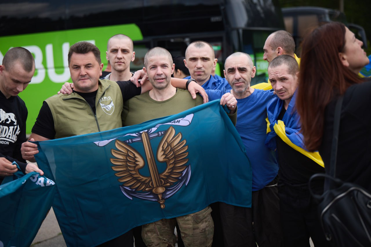 Наші вдома: відбувся другий етап повернення важкопоранених Захисників