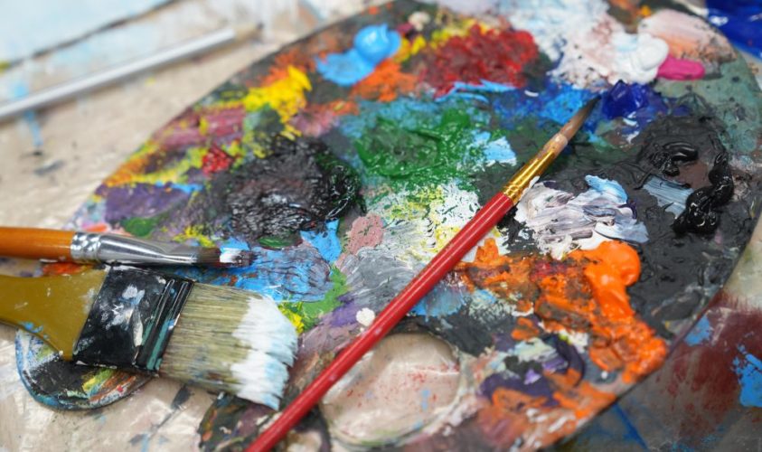 У Львові рідних військових запрошують на арттерапію