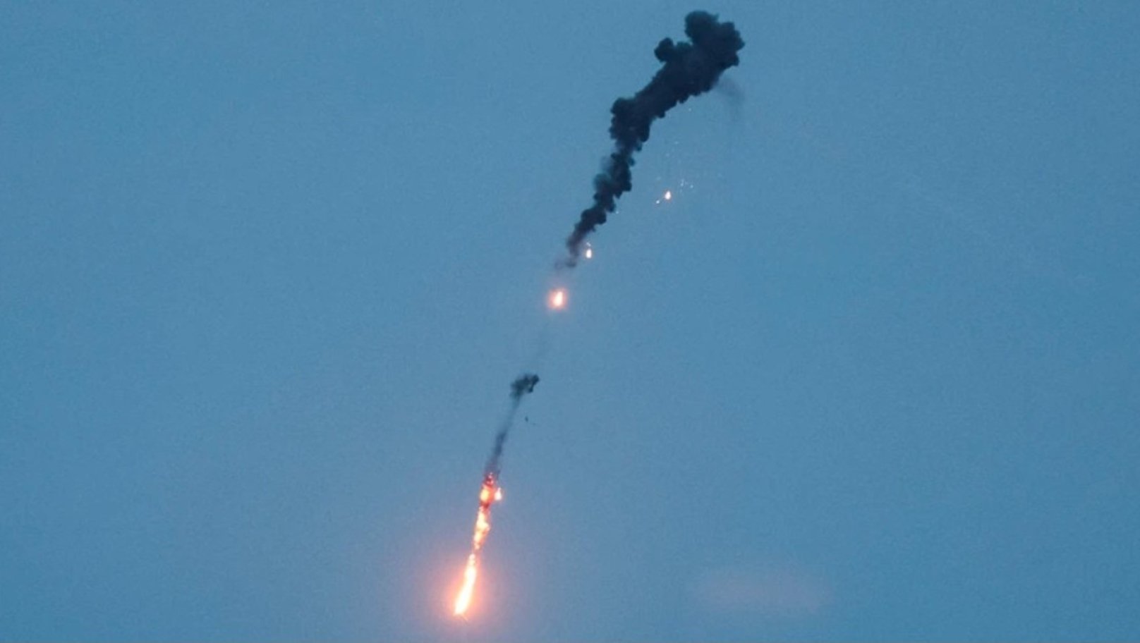 У кількох громадах Львівщини виявили уламки російських ракет і дронів