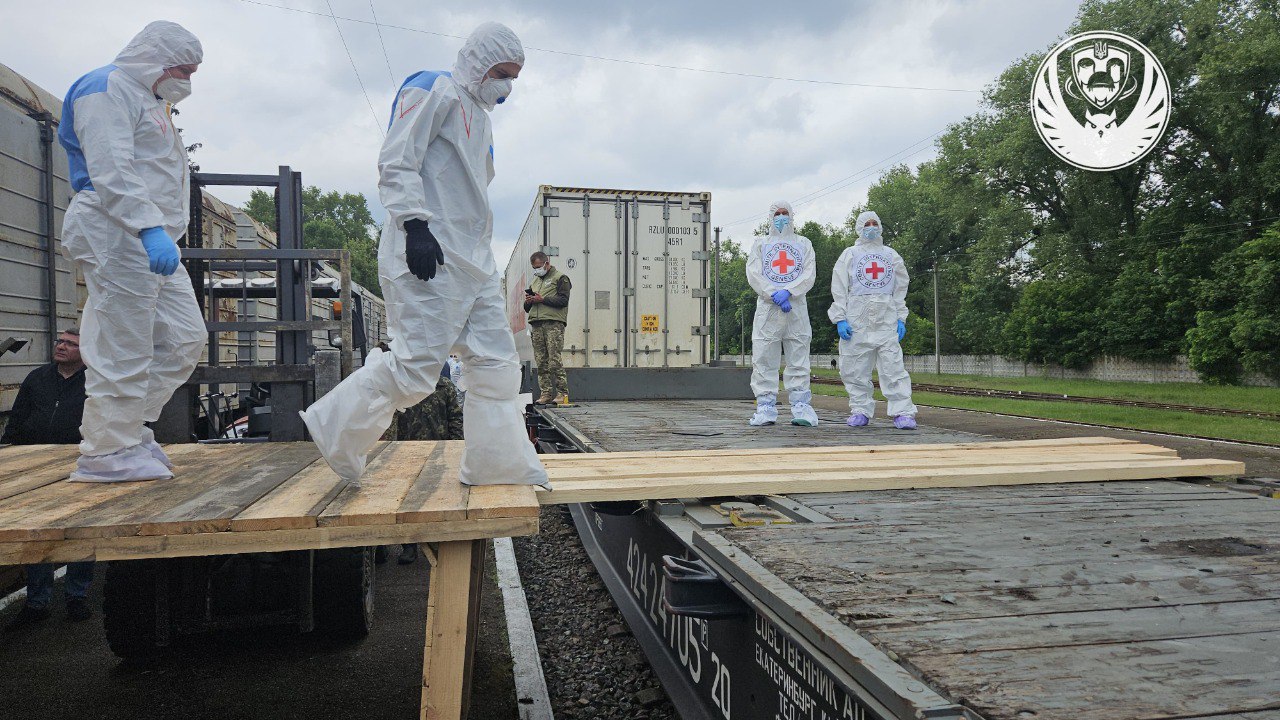 В Україну повернули тіла ще 1200 загиблих громадян