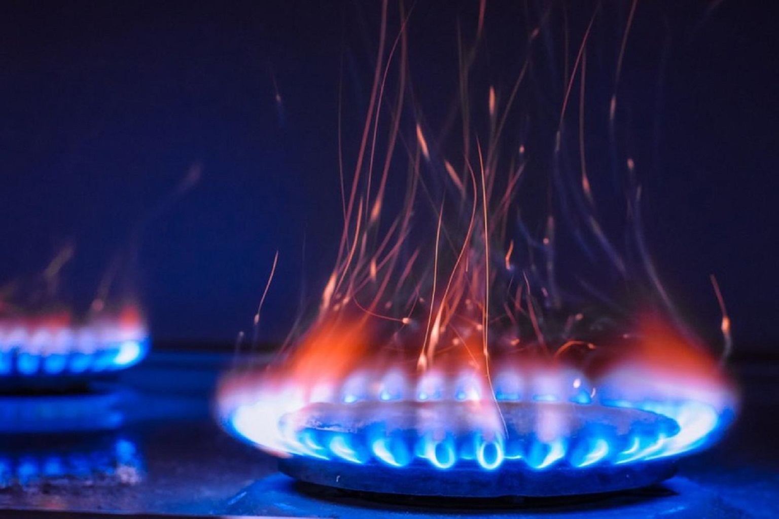 Газу не буде два дні: мешканців восьми сіл на Львівщині попередили про відключення