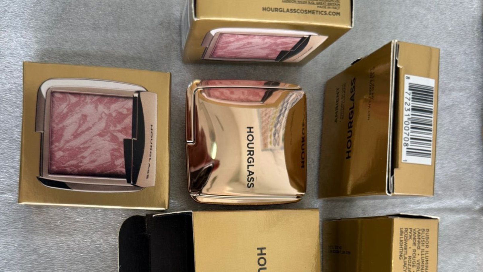 Мільйон гривень у флаконах: на Львівщині затримали контрабанду елітної косметики