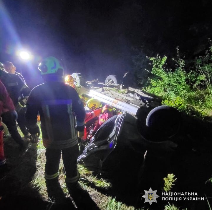 На Дрогобиччині п’яний водій здійснив ДТП: травмувались дві людини