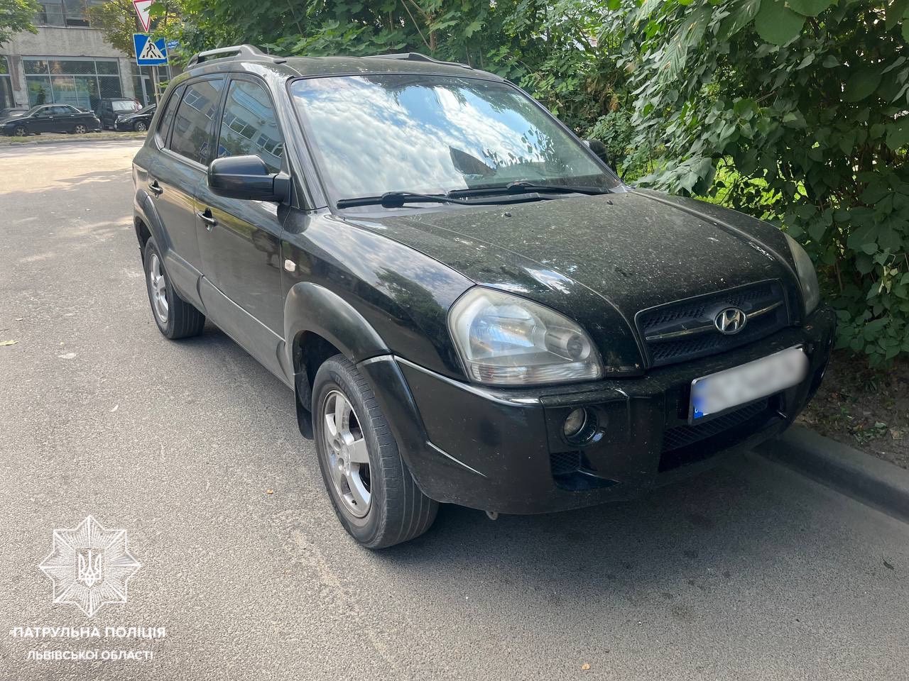 У Львові перехожий допоміг правоохоронцям встановити винуватця ДТП
