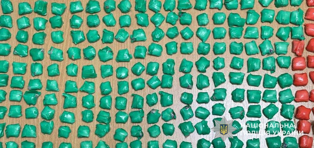 До 10 років ув’язнення загрожує двом мешканцям Львівщини за продаж наркотиків