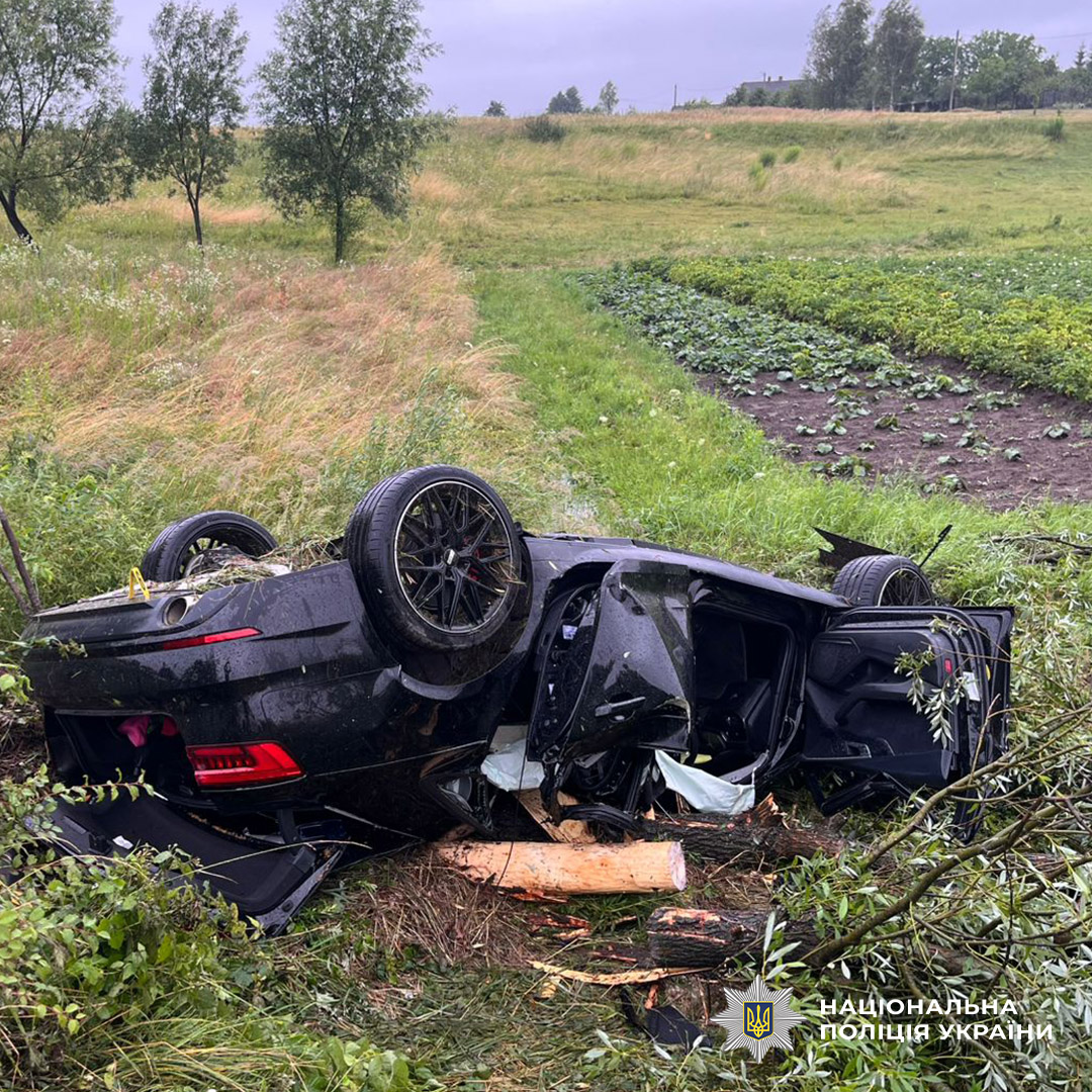 На трасі Львів-Шегині відбулося смертельне ДТП: двоє загиблих та ще двоє травмованих