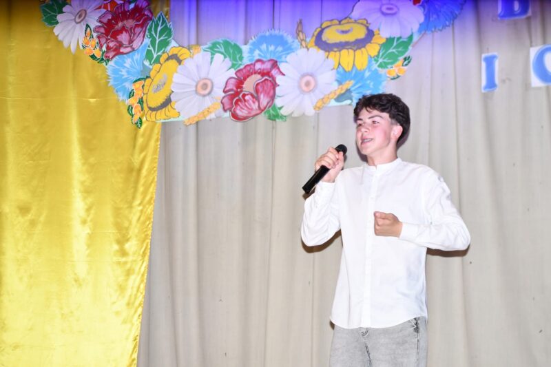 14-річний школяр зі Золочівщини організував благодійний концерт на підтримку ЗСУ