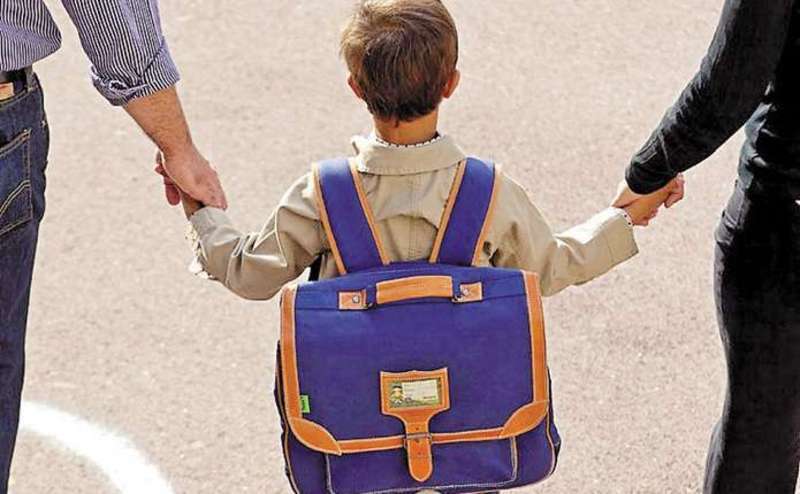 Батьки майбутніх першокласників отримають 5 тисяч гривень на збори до школи