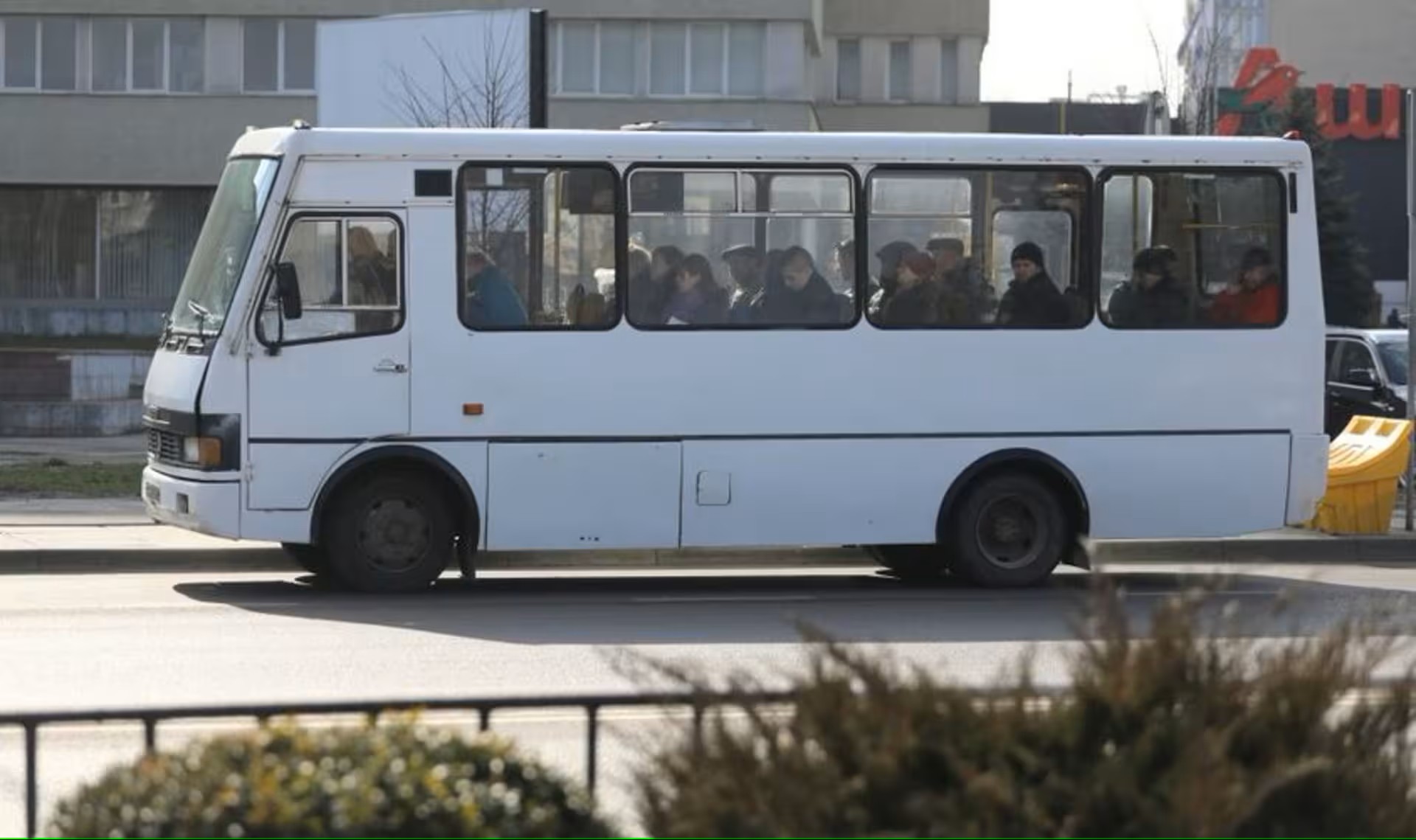 У Львові звільнили водія маршрутки, який проігнорував хвилину мовчання за загиблими Захисниками