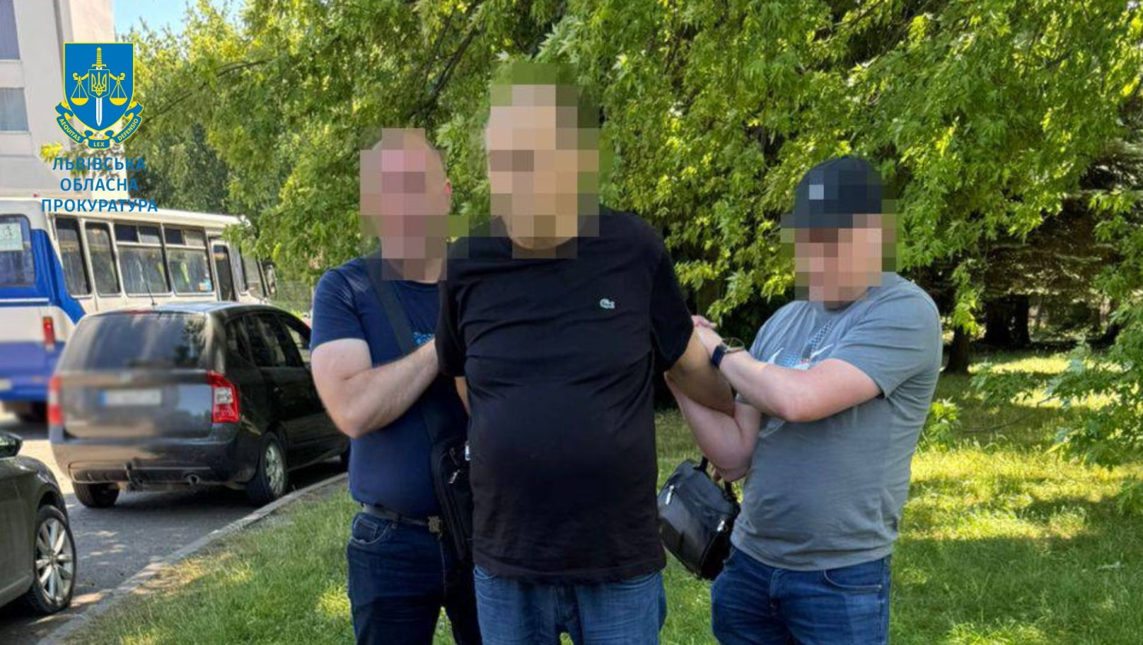 У Львові правоохоронці затримали 63-річного чоловіка, який хотів підпалити садовий будинок свого сусіда на Стрийщині