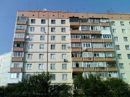 Внаслідок падіння з 12 поверху у Львові загинула жінка