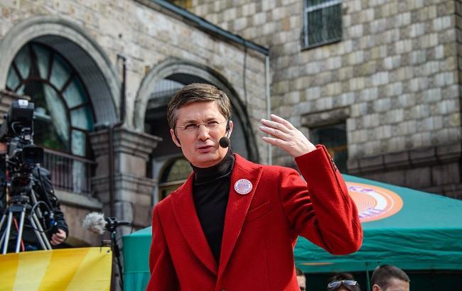 «Караоке на Майдані» повернулось: Ігор Кондратюк знову шукає голоси України — цього разу у Львові