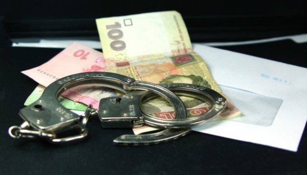 Підробив рішення і преміював себе: на Львівщині ексголову сільради змусили повернути понад 90 тисяч гривень