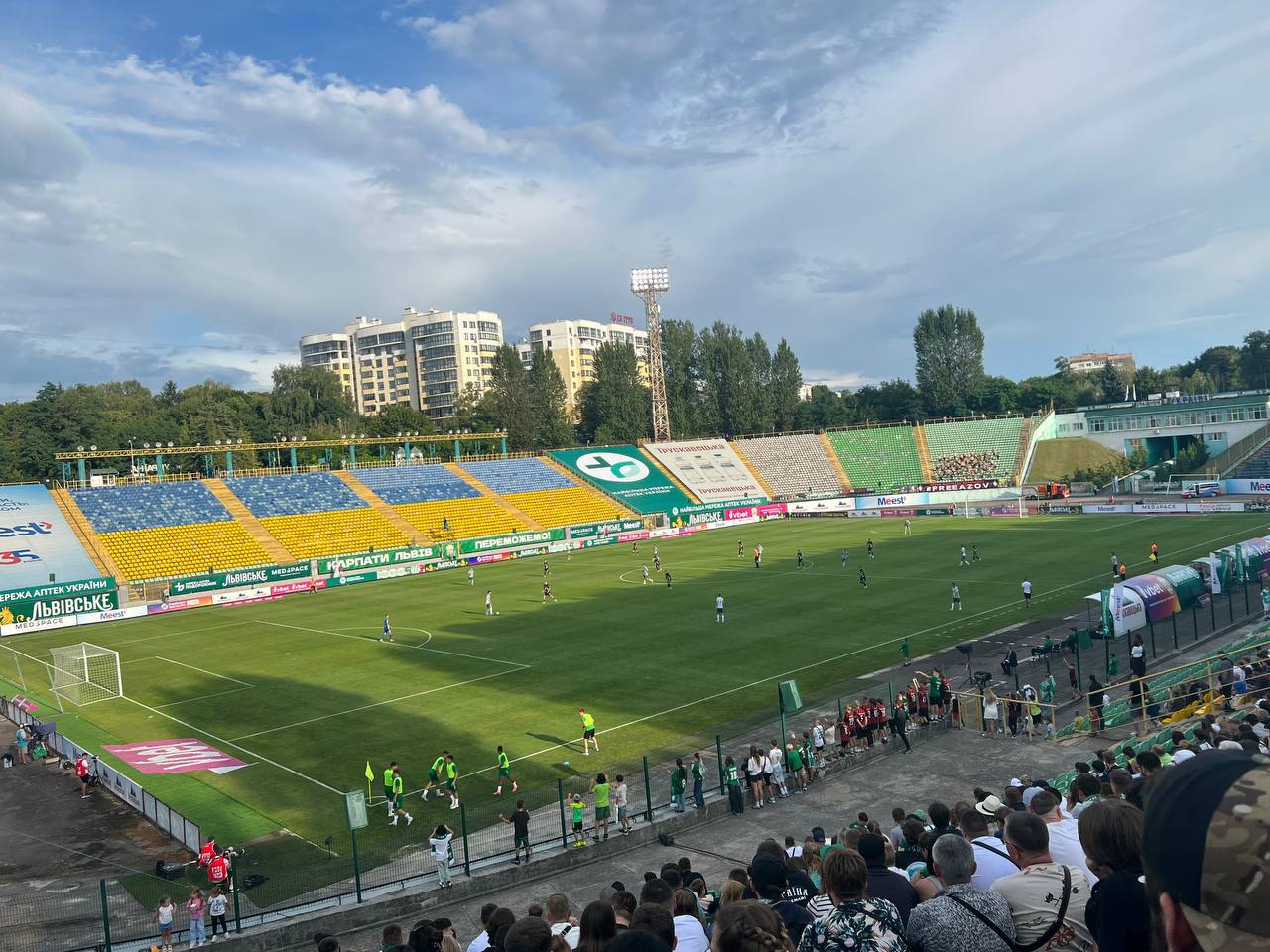 Карпати — Полісся 0:2: житомиряни знищили львів’ян у центральному матчі стартового туру УПЛ
